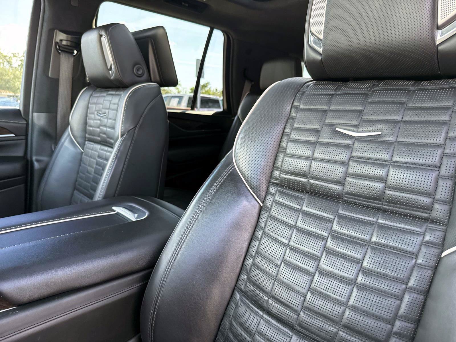Used 2023 Cadillac Escalade Sport Platinum w/ LPO, ONYX Package RWD image 24