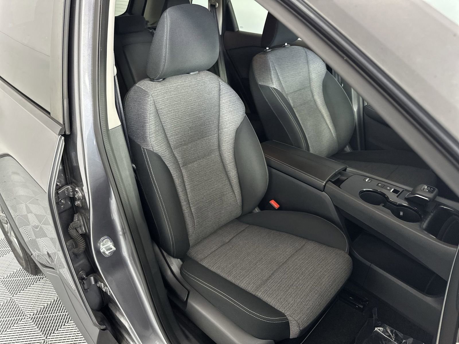 Used 2021 Nissan Rogue S FWD image 27