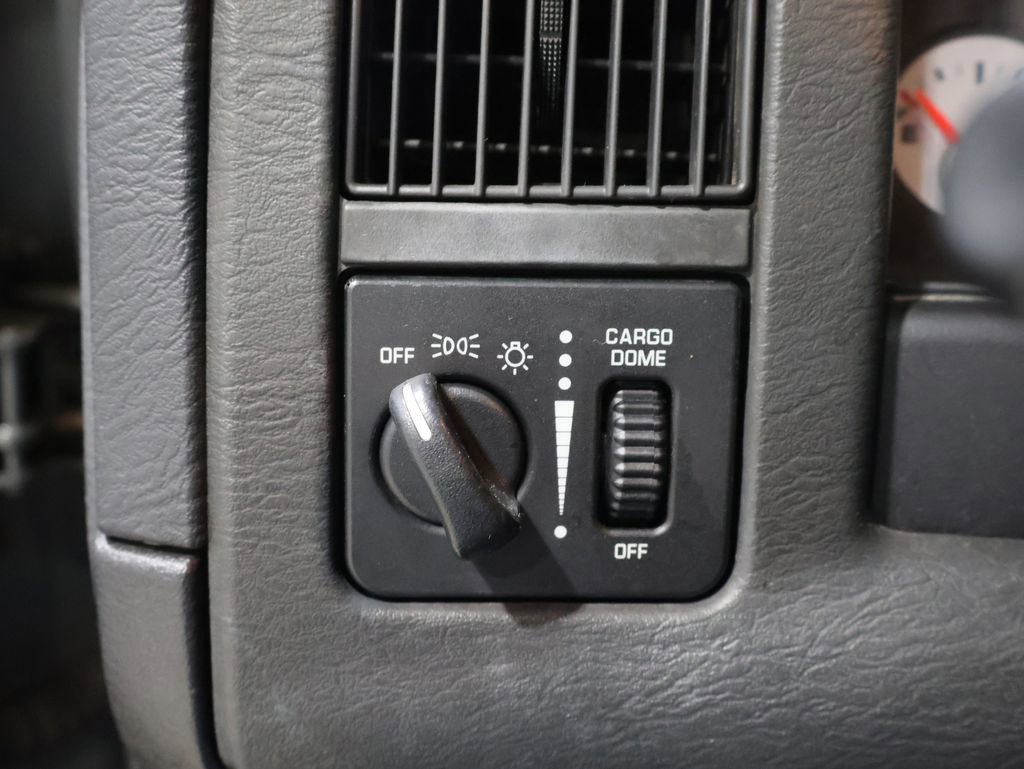 Used 2005 Dodge Ram 1500 Truck SLT w/ Trailer Tow Group image 26