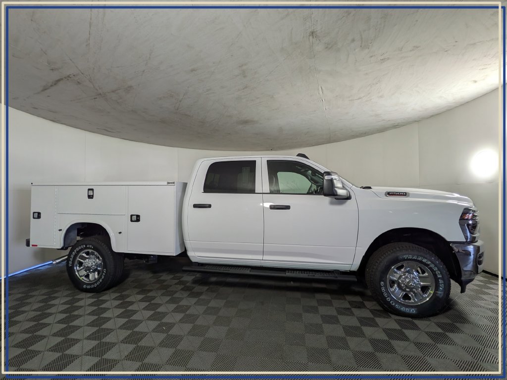 New 2026 RAM 2500 Tradesman AWD/4WD image 6