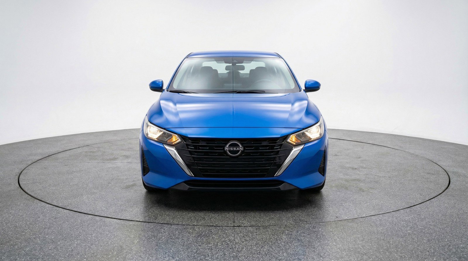 Used 2025 Nissan Sentra SV FWD image 1