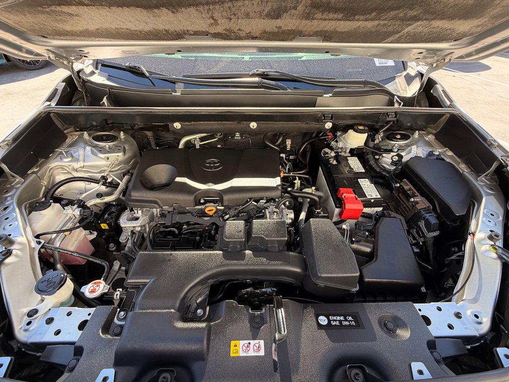 Used 2022 Toyota RAV4 LE image 30