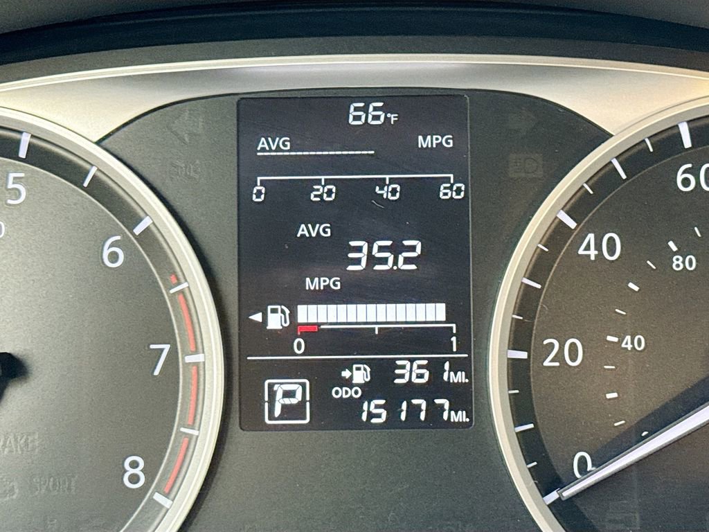 Used 2021 Nissan Versa S image 12