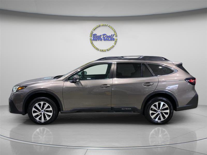 Used 2021 Subaru Outback Premium image 2