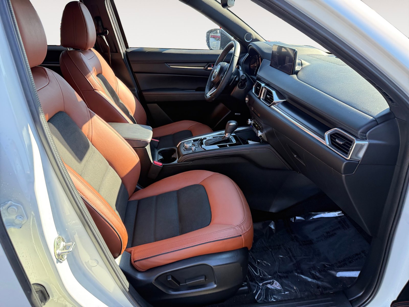 Certified 2024 MAZDA CX-5 Carbon Edition image 19