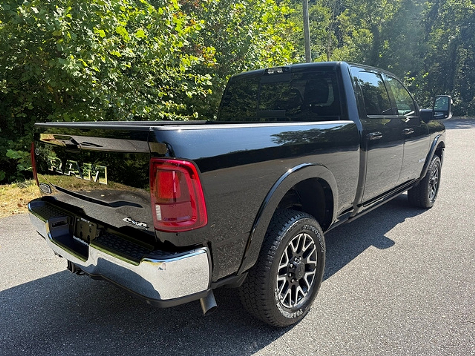 Used 2026 RAM 2500 Limited AWD/4WD image 6