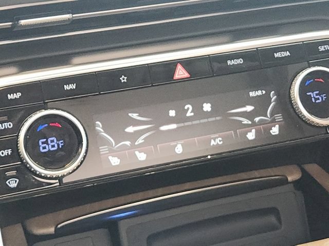 Used 2021 Genesis GV80 3.5T w/ Prestige Package 07 AWD/4WD image 36