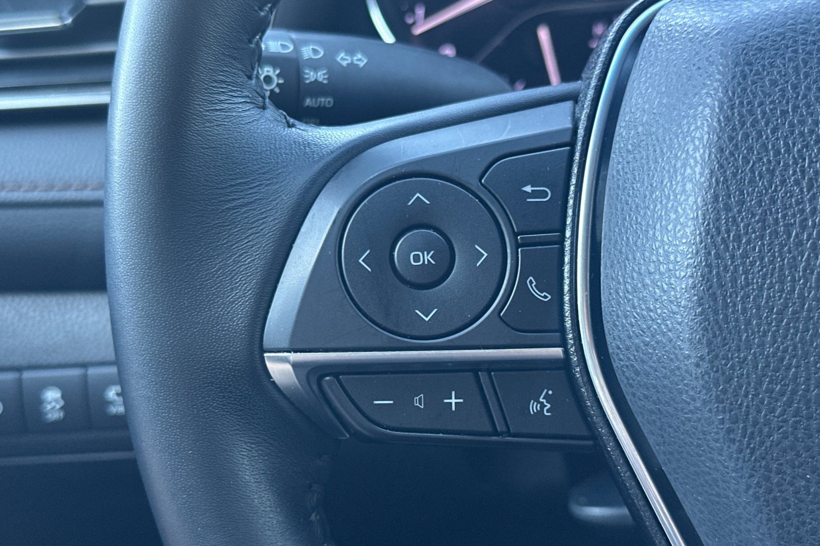 Used 2019 Toyota Camry XLE w/ Driver Assist Package FWD image 29