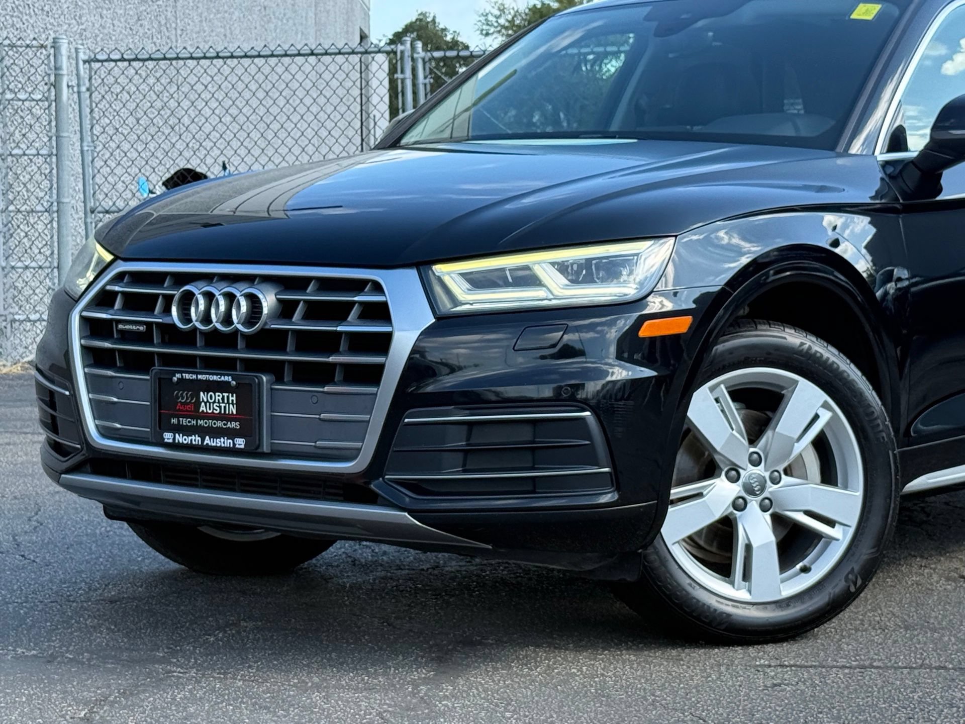 Used 2018 Audi Q5 Premium Plus w/ Premium Plus Package AWD/4WD image 2