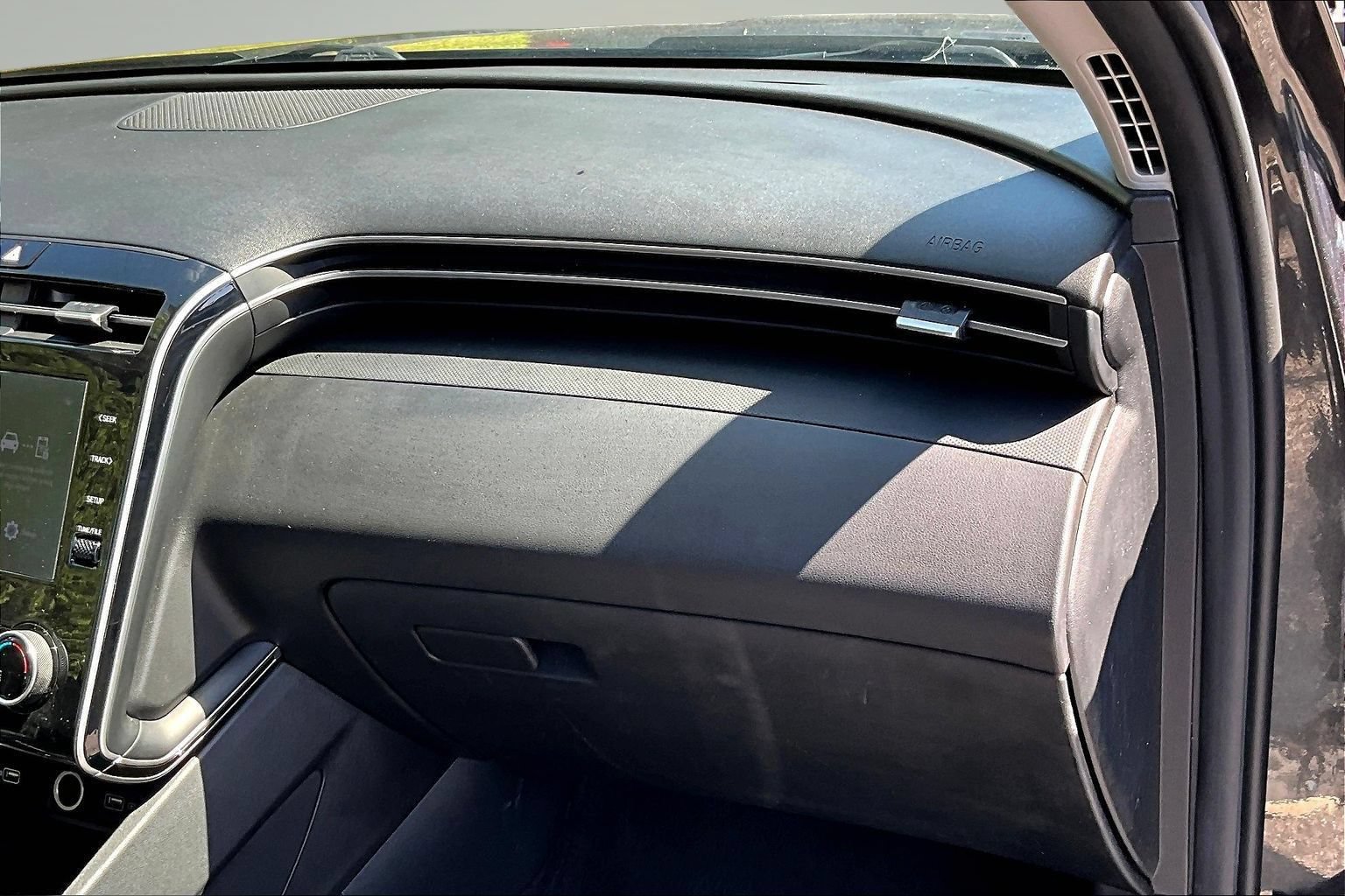 Used 2022 Hyundai Tucson SEL w/ Cargo Package AWD/4WD image 26