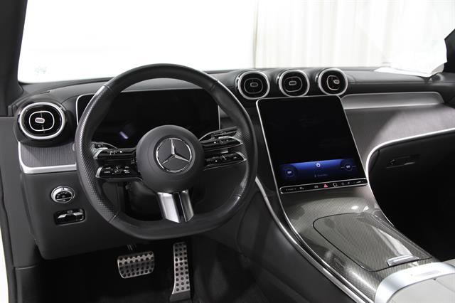 Used 2024 Mercedes-Benz GLC 300 4MATIC image 6