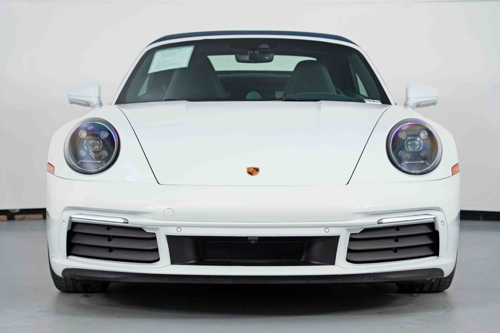 Used 2022 Porsche 911 Carrera image 7