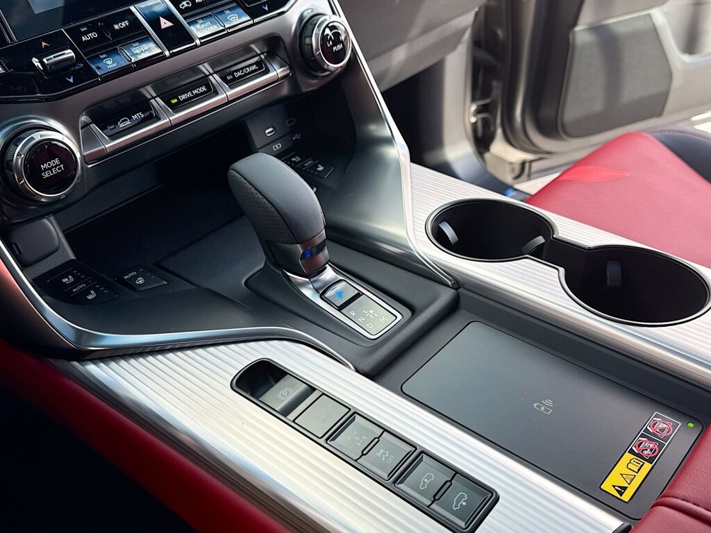 New 2025 Lexus LX 700h F Sport image 12