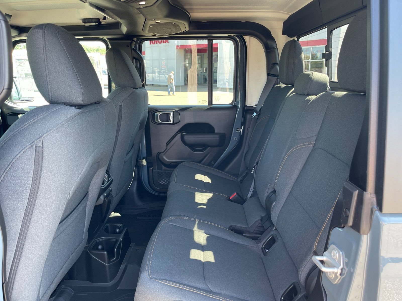 New 2026 Jeep Gladiator Sport AWD/4WD image 13