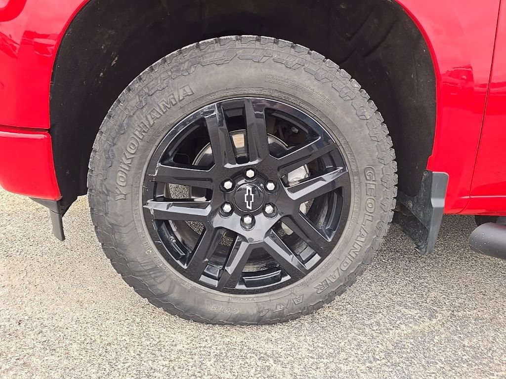 Used 2023 Chevrolet Silverado 1500 Custom image 11