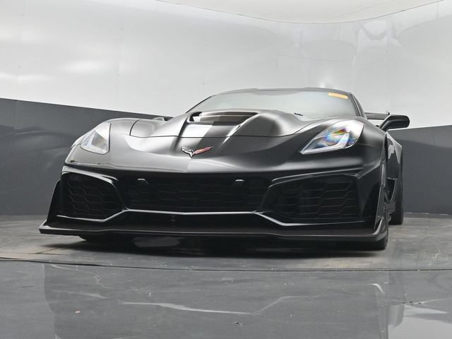 Used 2019 Chevrolet Corvette ZR1 RWD image 31