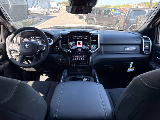 New 2027 RAM 2500 Big Horn AWD/4WD image 21