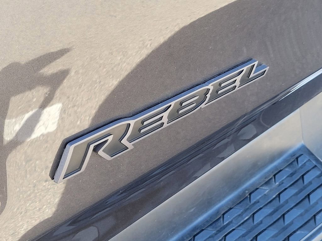 Used 2022 RAM 1500 Rebel w/ Night Edition image 13