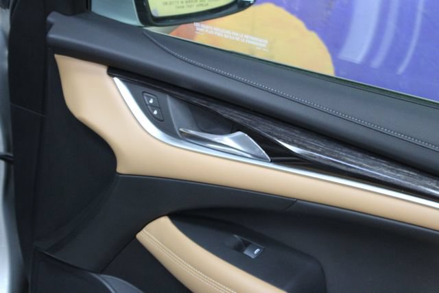 Used 2017 Buick LaCrosse Essence FWD image 11