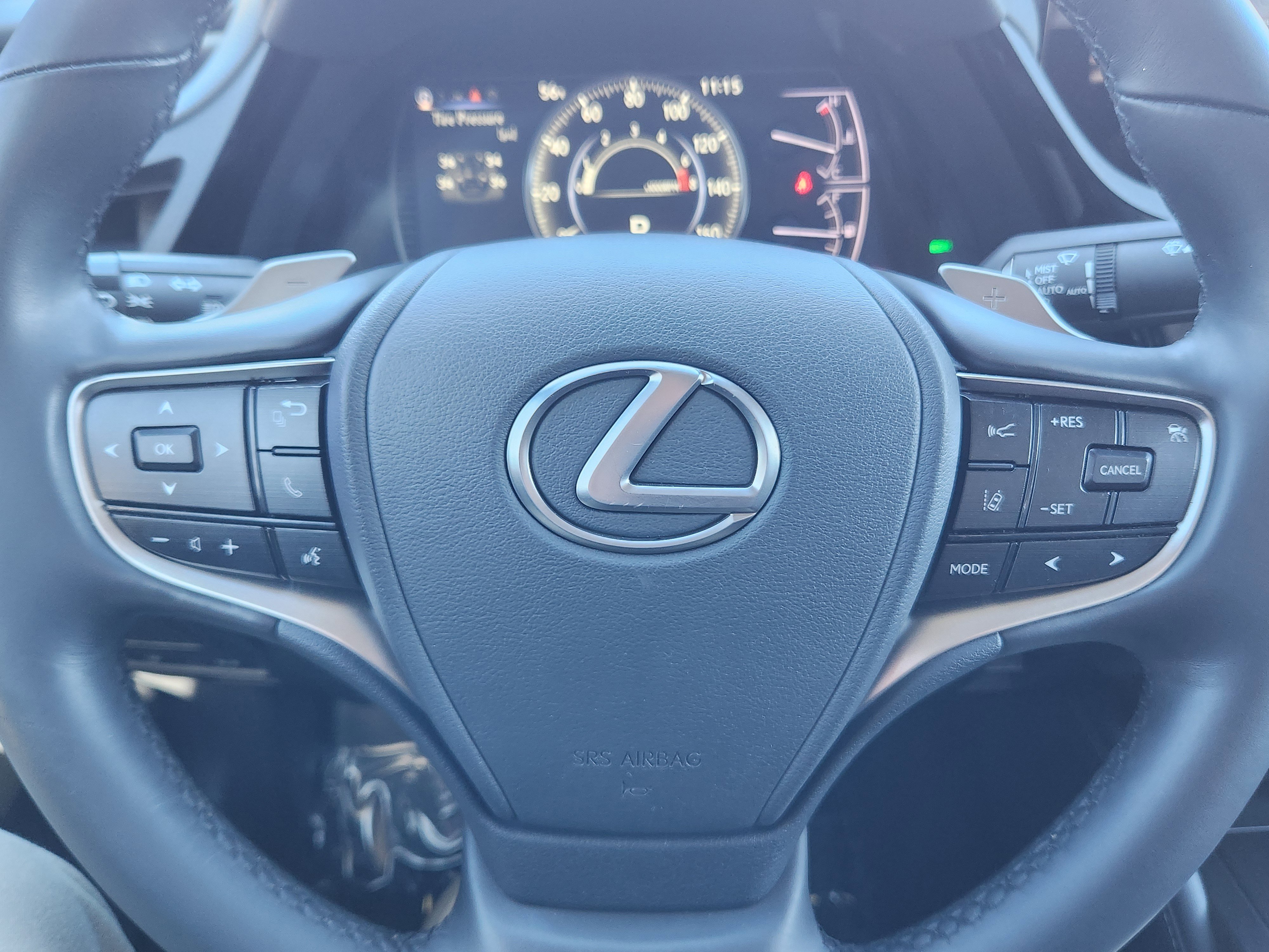 Used 2022 Lexus ES 250 w/ Premium Package image 7