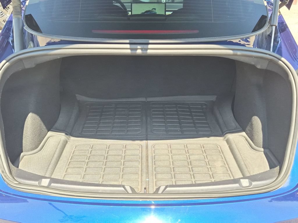 Used 2023 Tesla Model 3 Standard Range RWD image 30