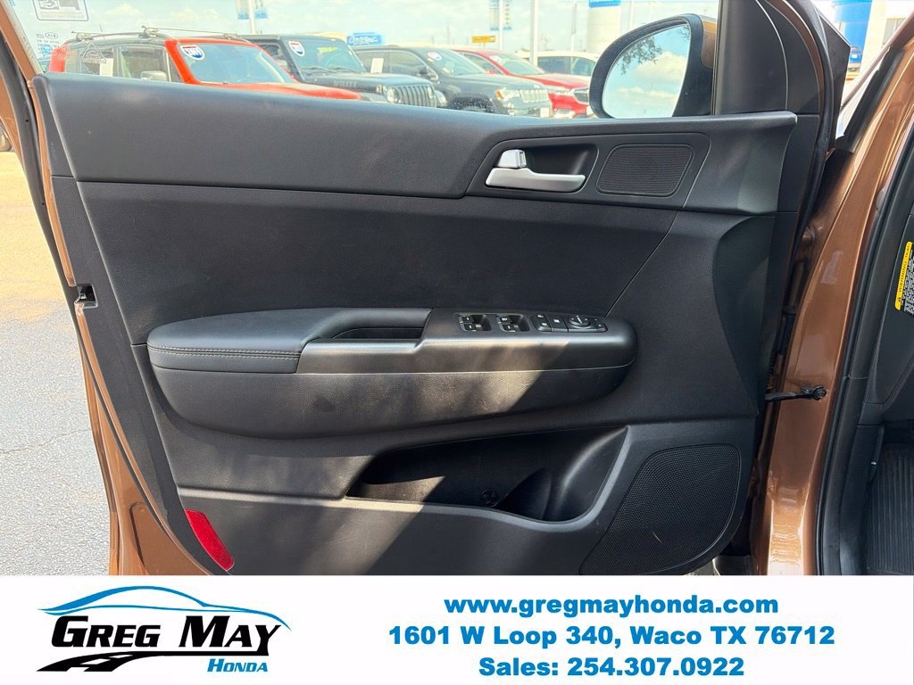 Used 2021 Kia Sportage LX FWD image 21