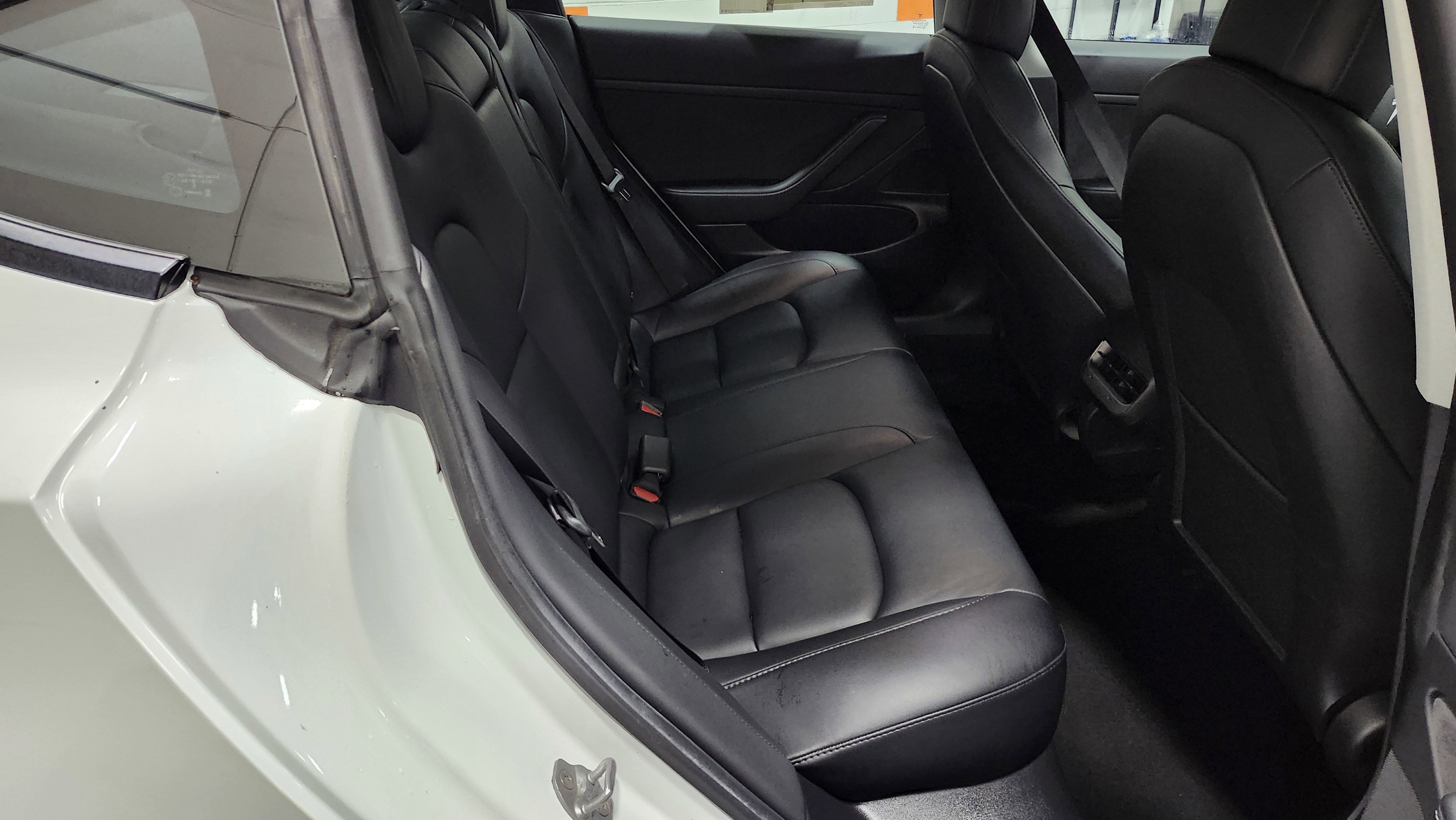 Used 2021 Tesla Model 3 Standard Range Plus image 18