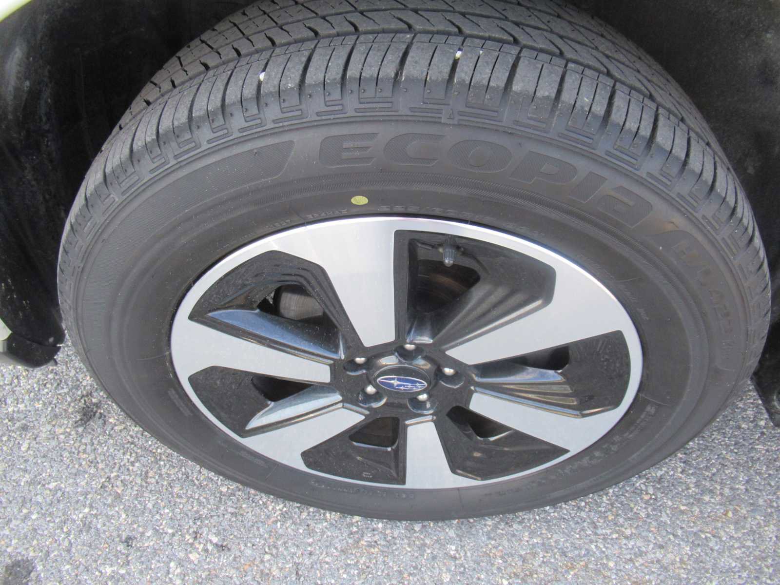 Used 2018 Subaru Forester 2.5i w/ Alloy Wheel Package image 11