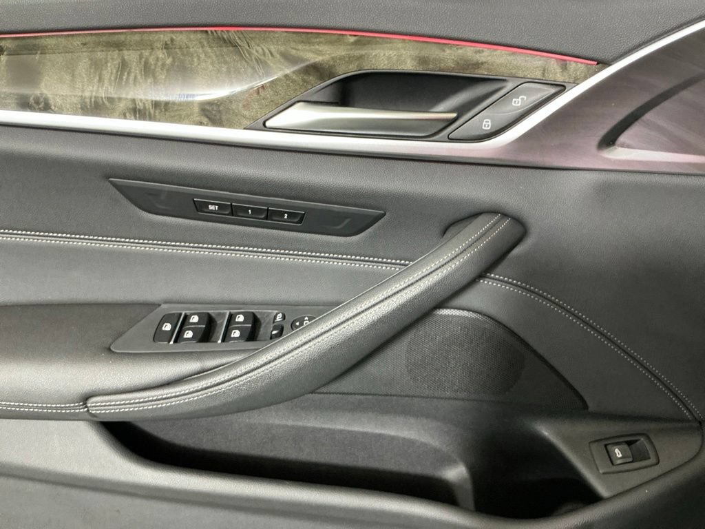 Certified 2023 BMW 530i w/ Convenience Package RWD image 18
