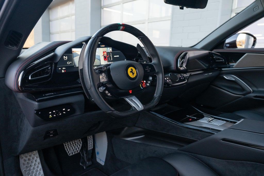 Used 2025 Ferrari Purosangue AWD/4WD image 29