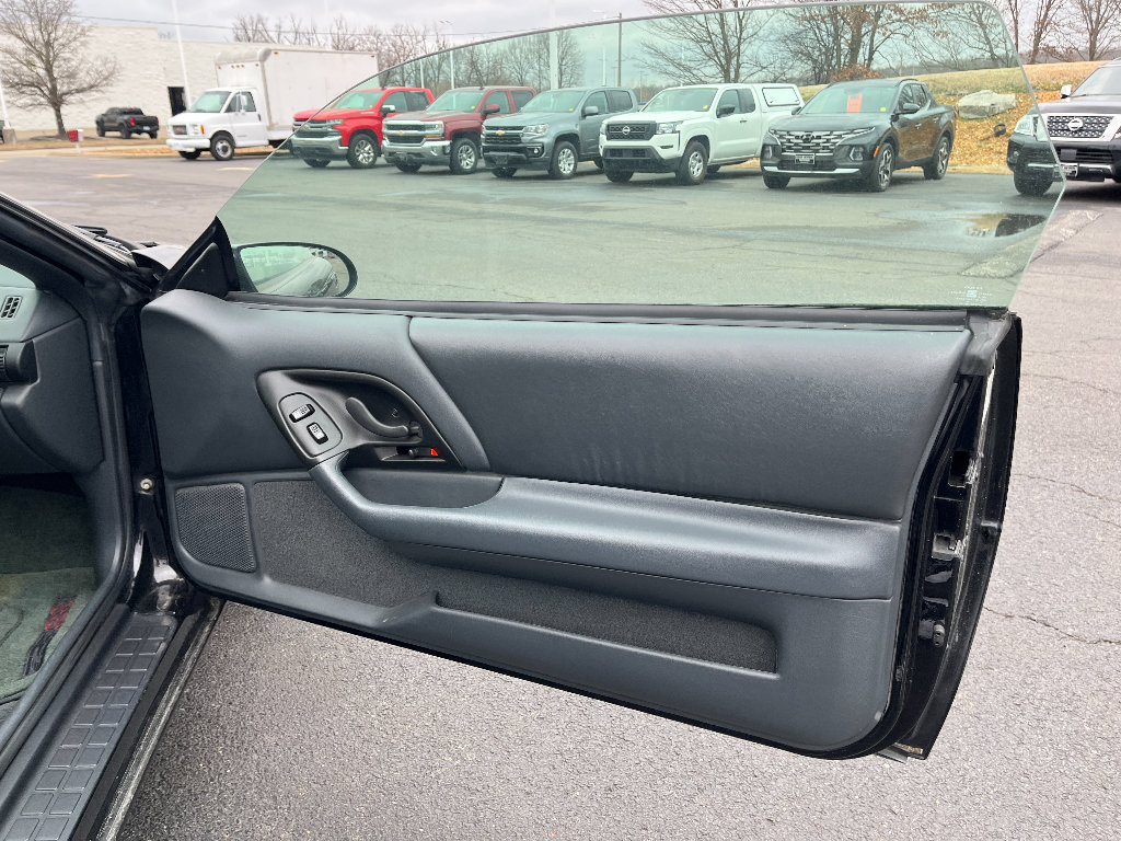 Used 1996 Chevrolet Camaro Z28 RWD image 24