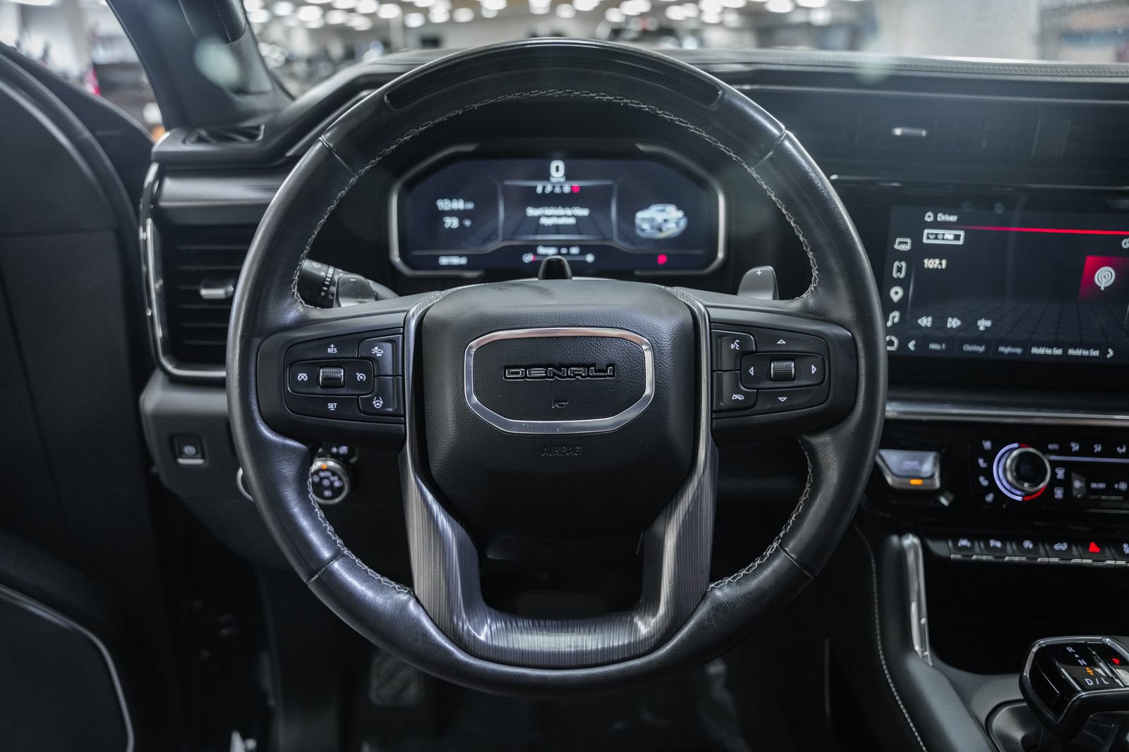 Used 2023 GMC Sierra 1500 Denali Ultimate AWD/4WD image 32