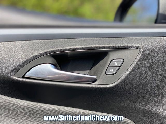 Used 2024 Buick Envista Preferred w/ Advanced Safety Package image 13