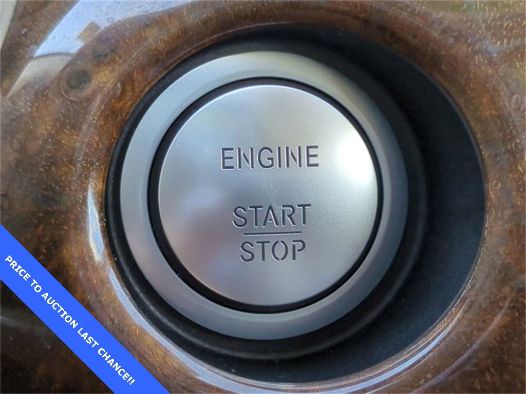 Used 2017 Mercedes-Benz S 550 Sedan image 27