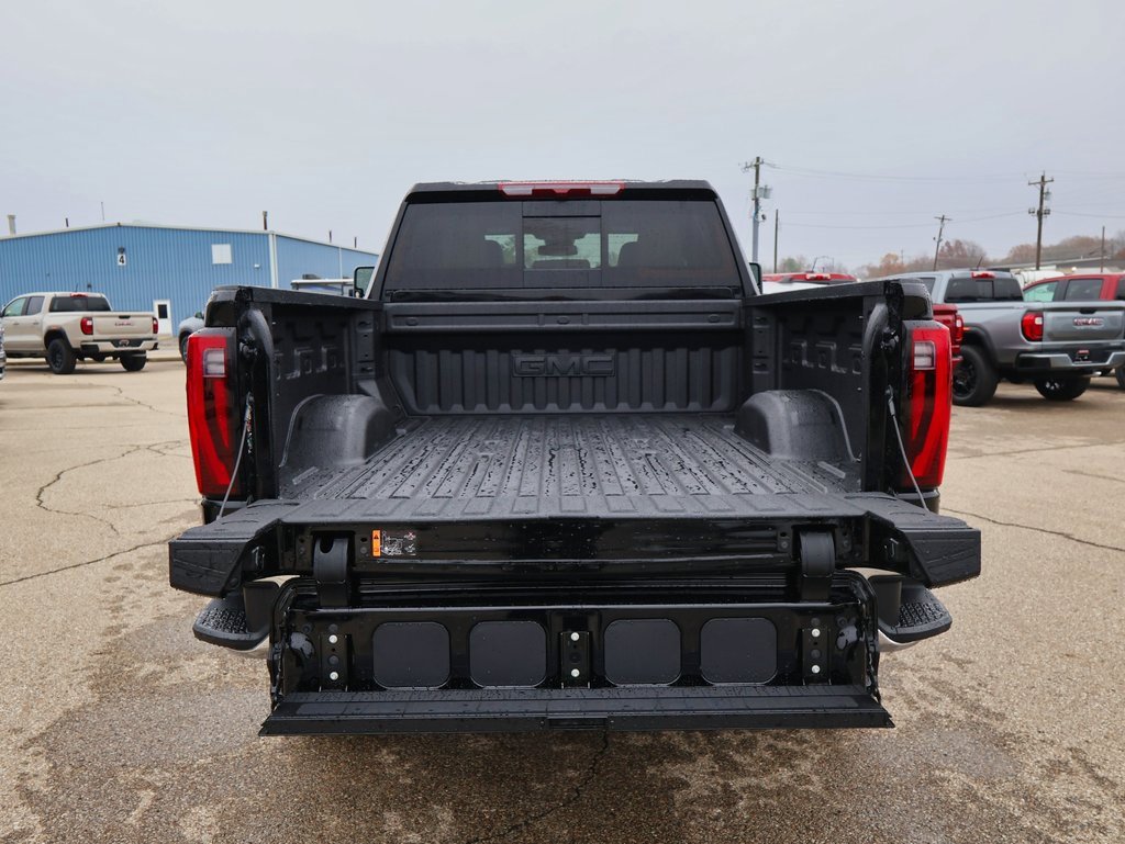 New 2026 GMC Sierra 2500 SLT w/ SLT Premium Package image 6