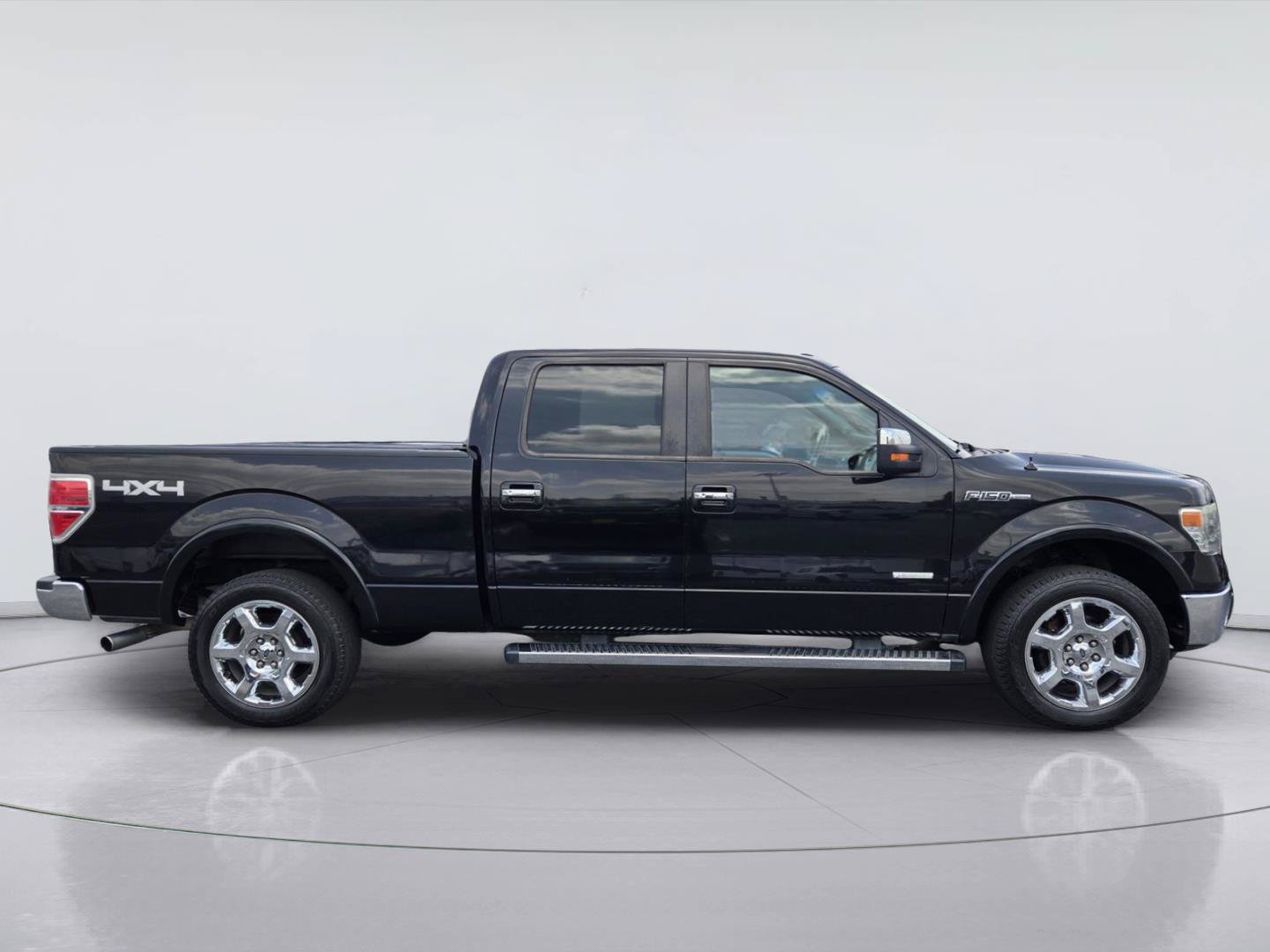 Used 2013 Ford F150 Lariat w/ Luxury Equipment Group AWD/4WD image 4