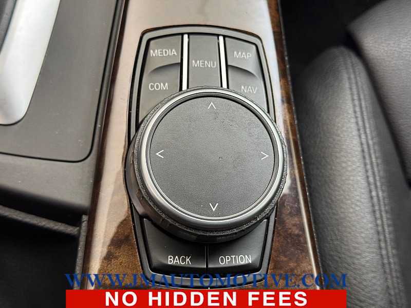 Used 2019 BMW 330i Gran Turismo xDrive w/ Premium Package AWD/4WD image 34