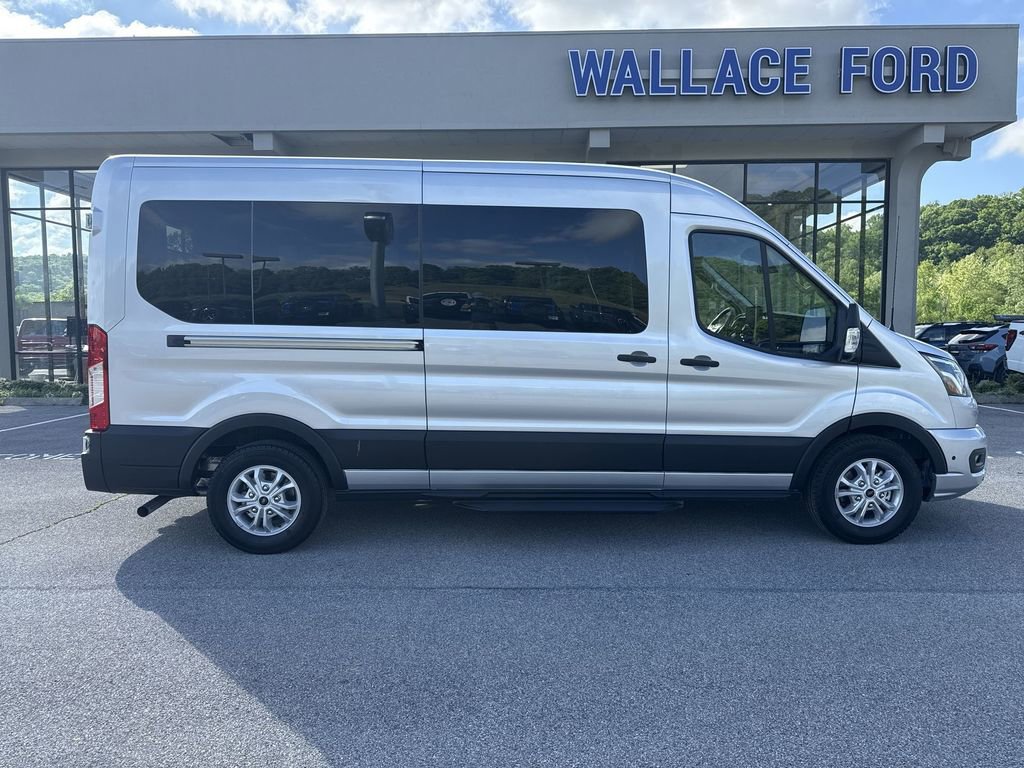 New 2025 Ford Transit 350 XLT RWD image 4