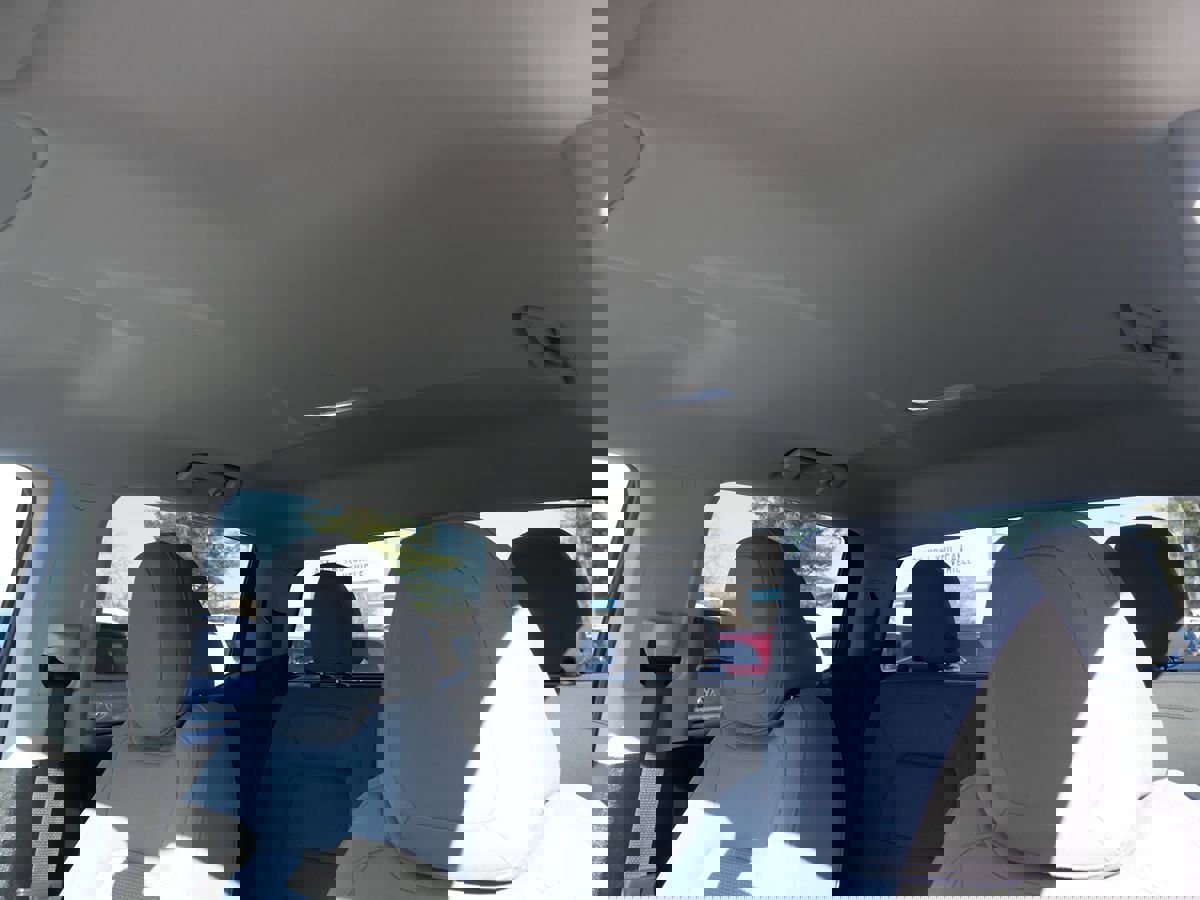 Used 2020 Chevrolet Colorado W/T w/ Custom Special Edition image 12