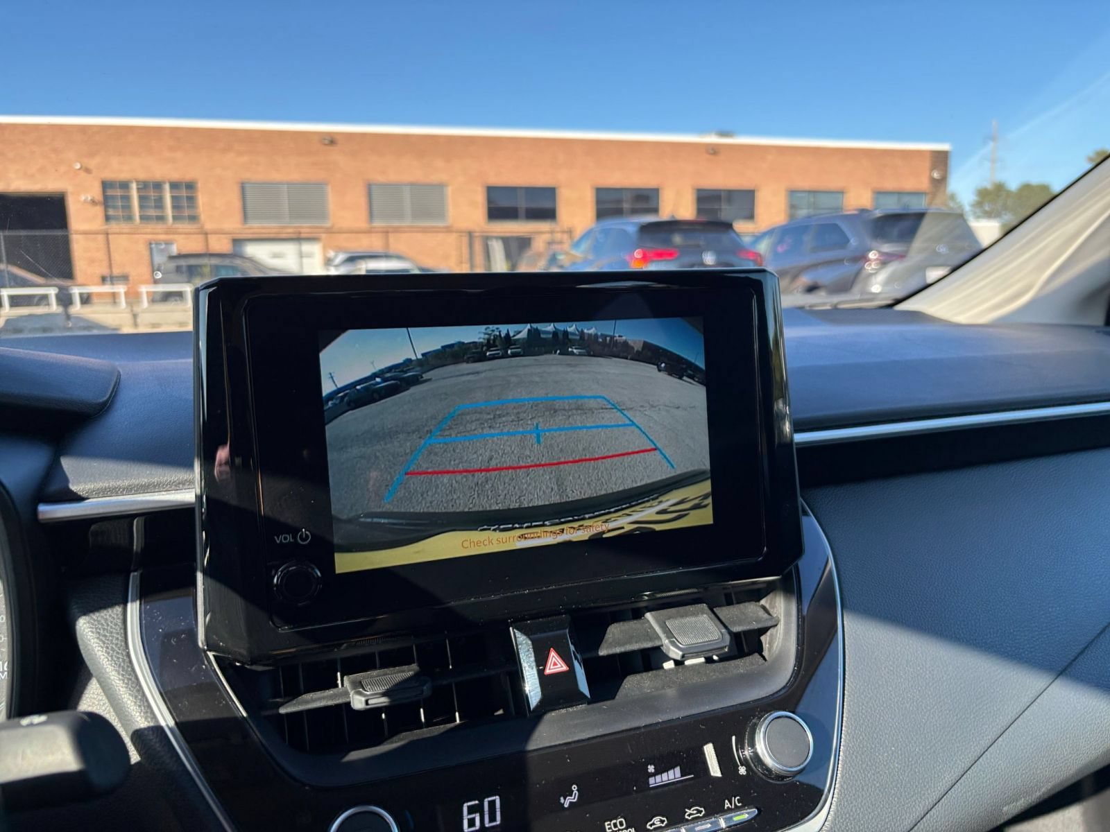 Used 2025 Toyota Corolla LE FWD image 21