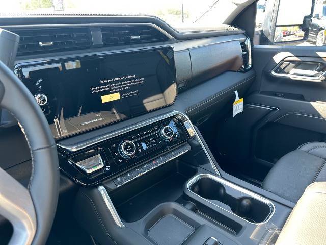 New 2026 GMC Sierra 3500 Denali w/ Technology Package image 14