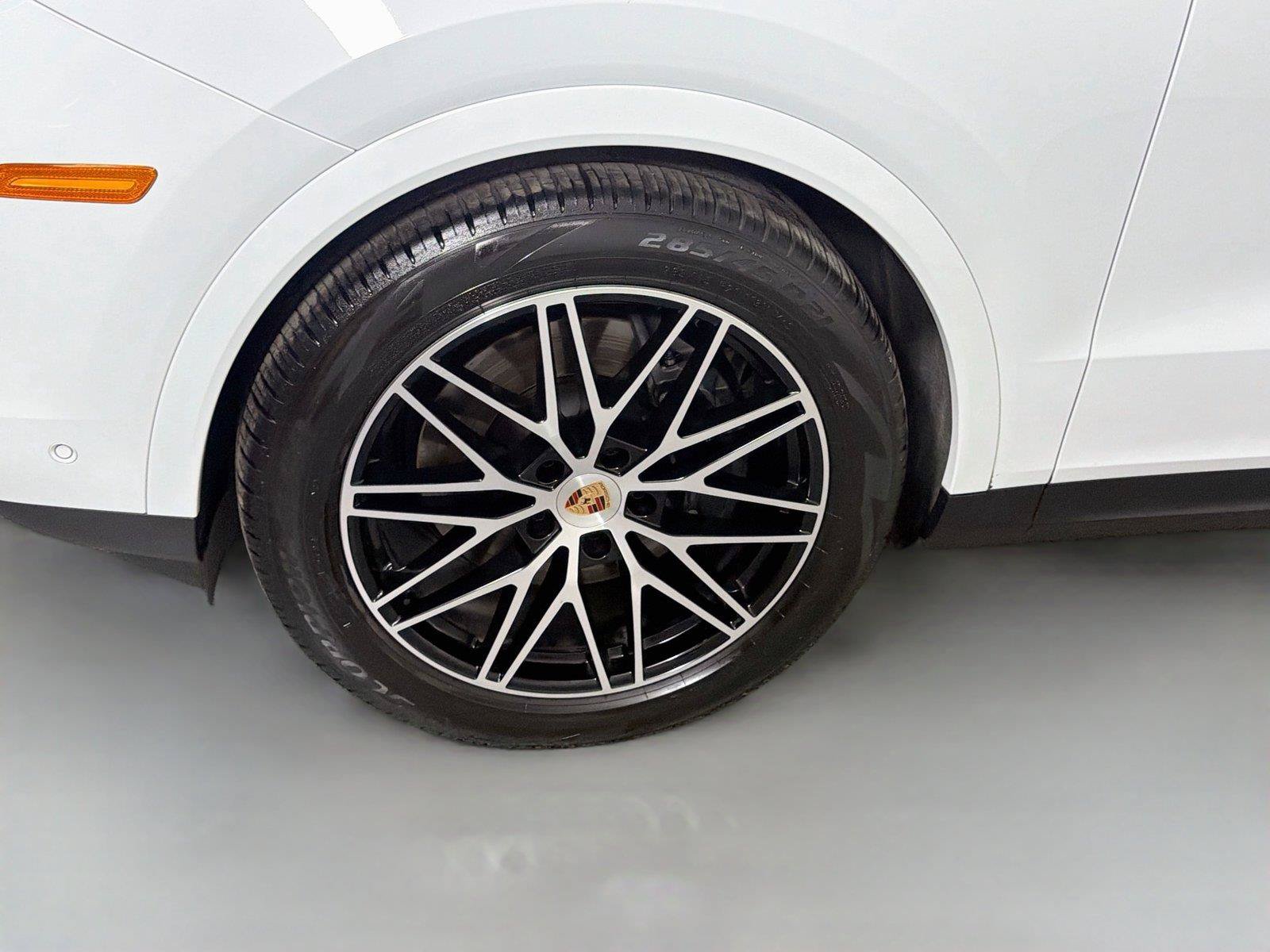 Certified 2026 Porsche Cayenne AWD/4WD image 11