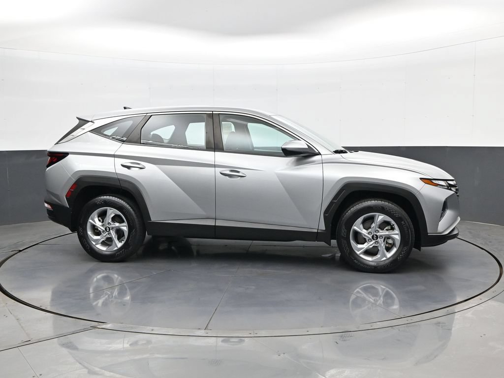 Certified 2024 Hyundai Tucson SE AWD/4WD image 4