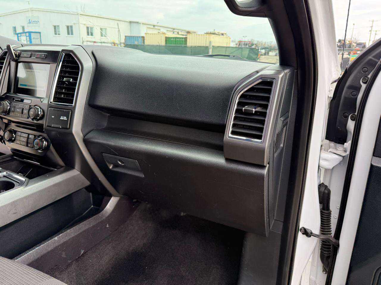 Used 2017 Ford F150 XLT w/ Equipment Group 301A Mid image 27