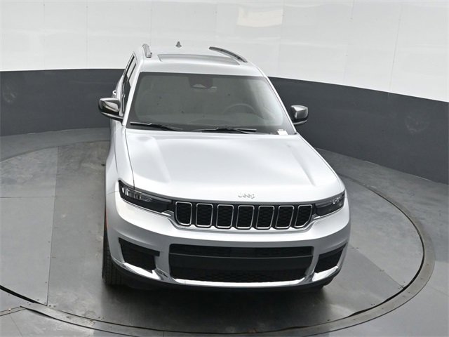 New 2025 Jeep Grand Cherokee L Laredo image 37