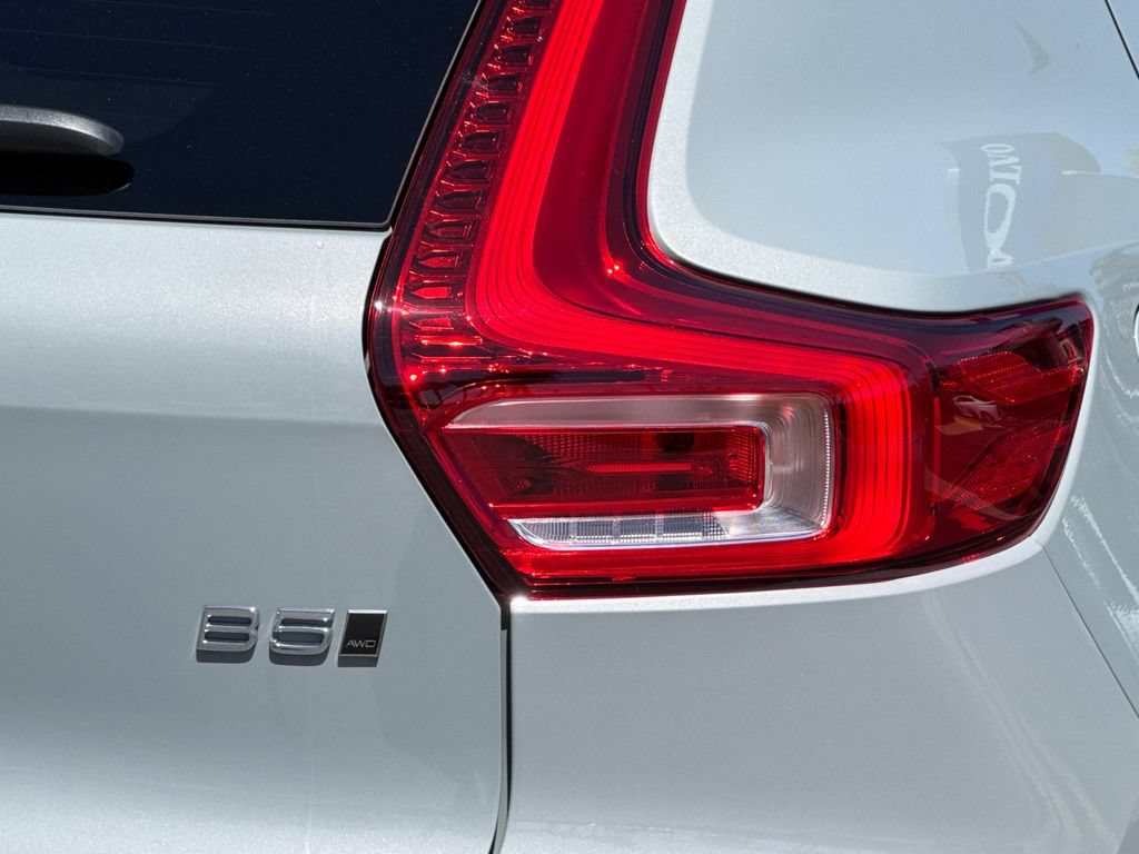 New 2026 Volvo XC40 B5 Plus w/ Protection Package Premier AWD/4WD image 26