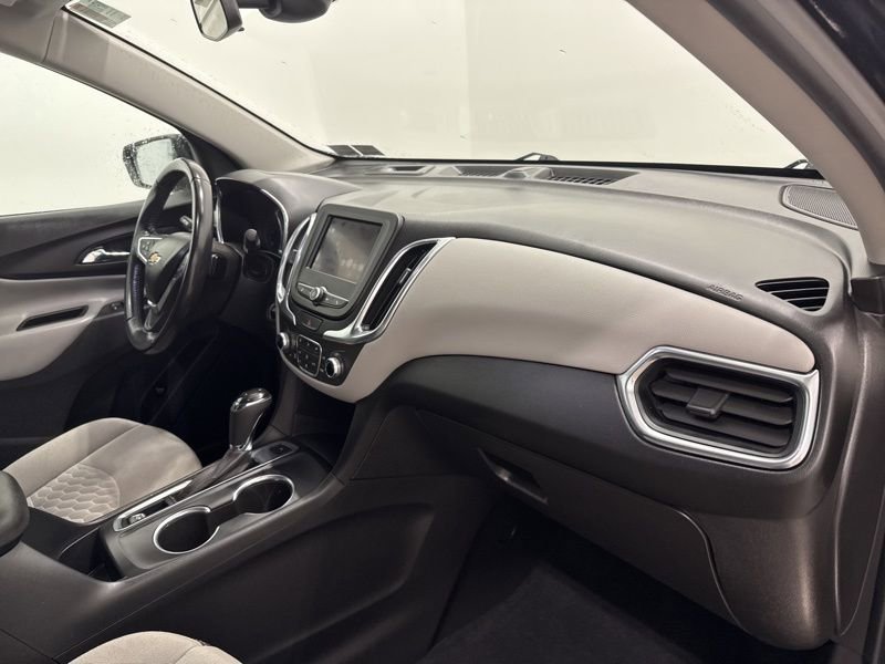 Used 2021 Chevrolet Equinox LT AWD/4WD image 16