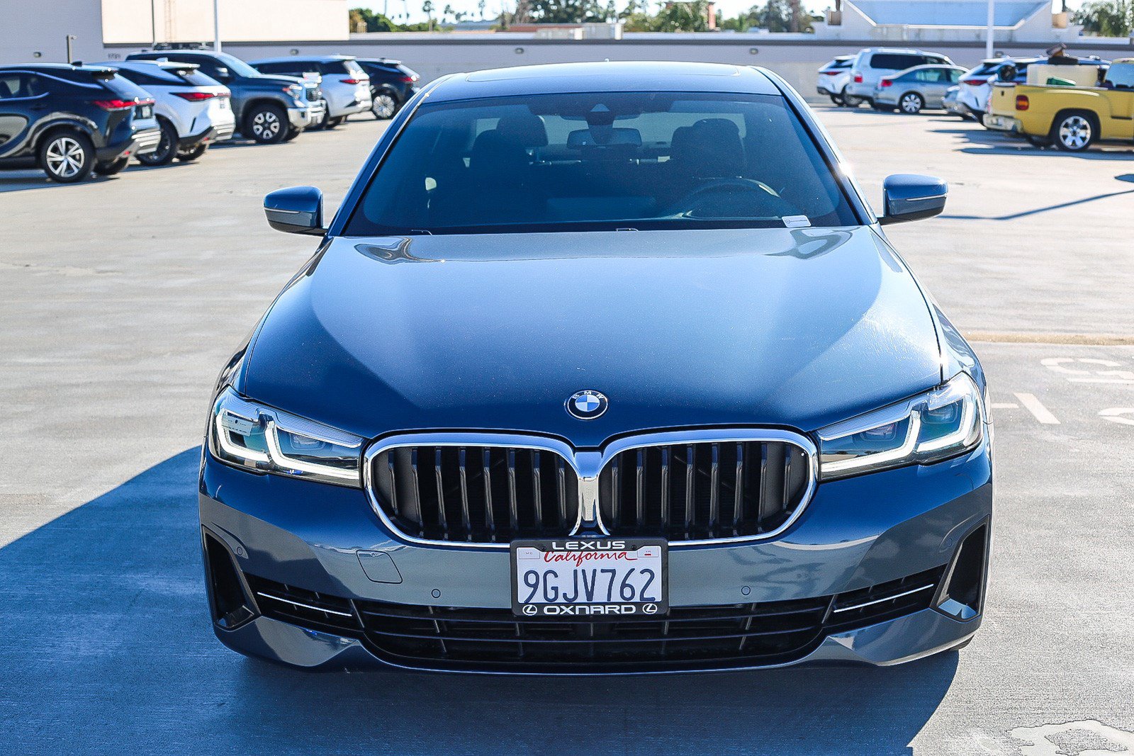 Used 2023 BMW 540i w/ Premium Package RWD image 2