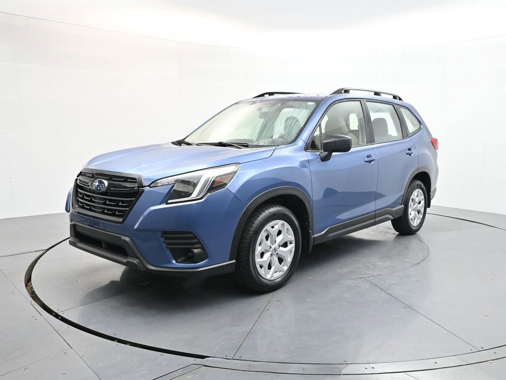 Used 2023 Subaru Forester Base image 3