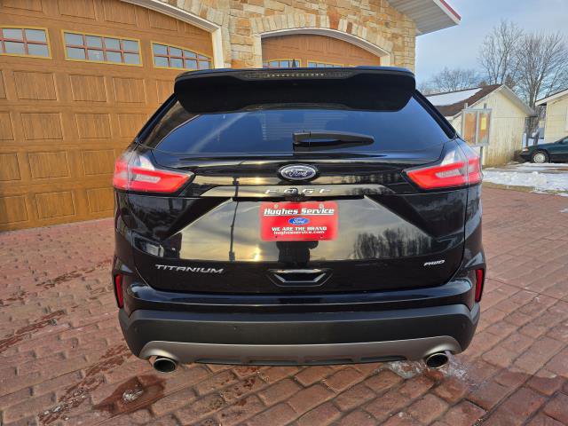 Used 2024 Ford Edge Titanium image 4